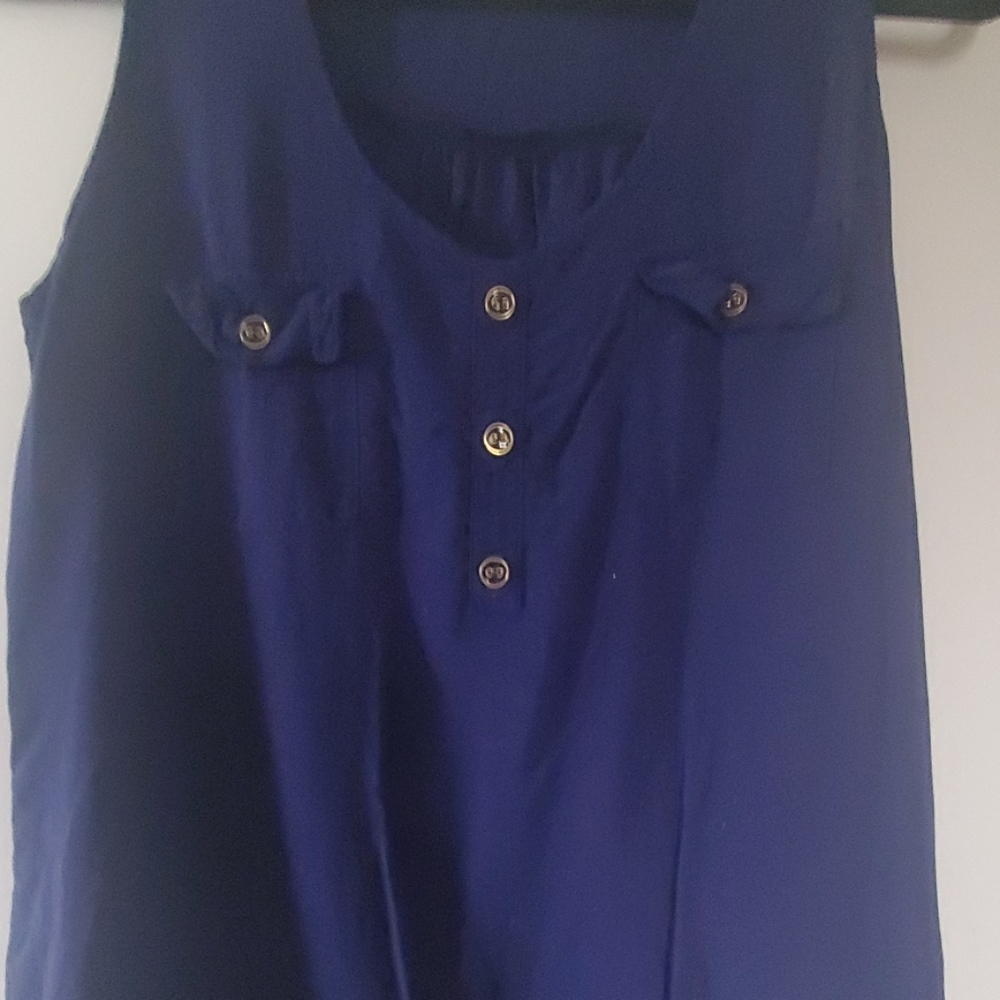 Shirt - Picture 2 of 3